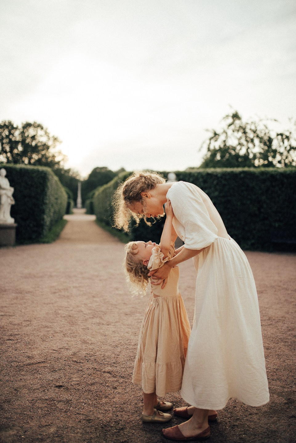 Тим, Лиза, Варя | на природе