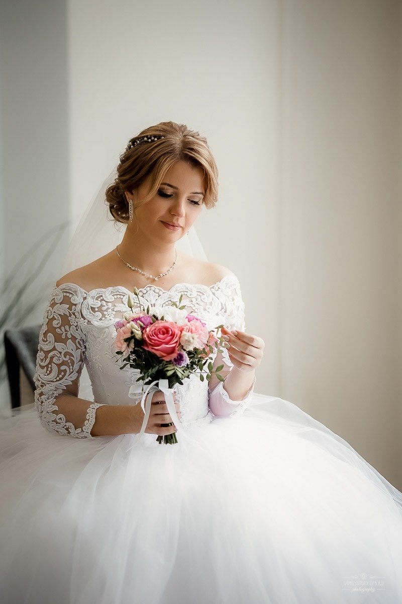 Свадебная фотосессия в интерьере: уют, фактура и свет как у старых мастеров. Свадебный фотограф — Санкт-Петербург (СПб) Питер