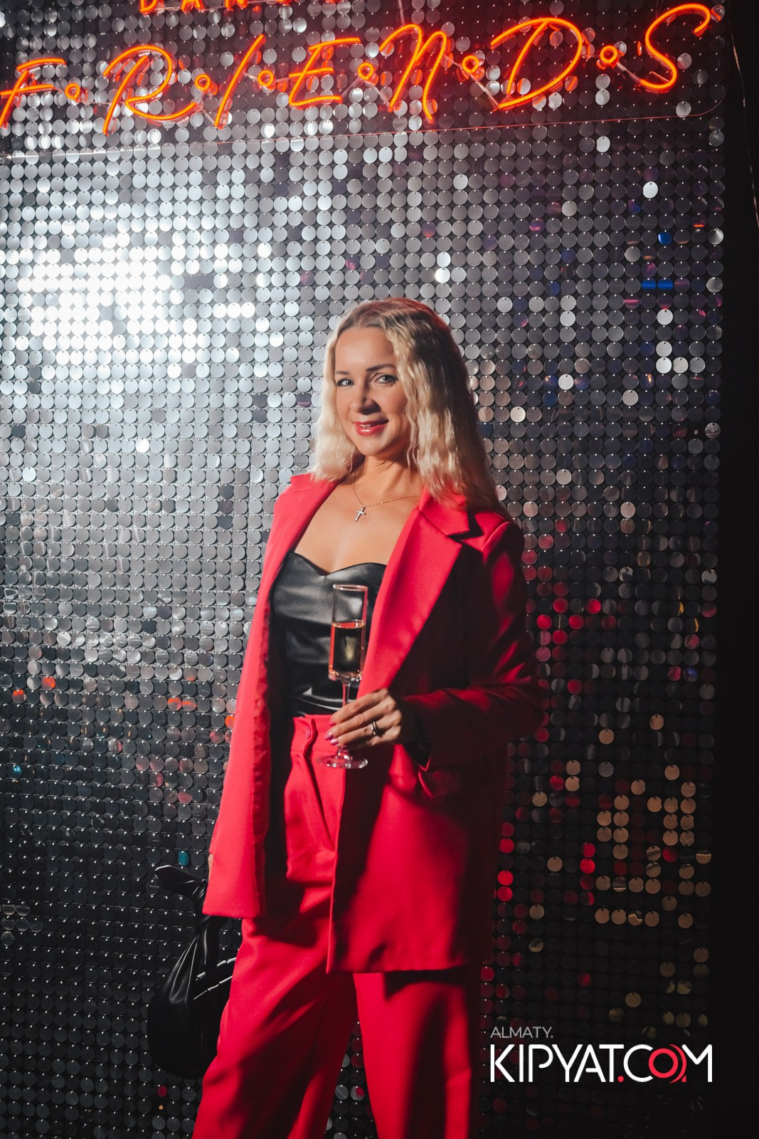 SANTA BARBARA — SPECIAL QUEST МИТЯ ФОМИН. КИПЯТКОМ АЛМАТЫ!