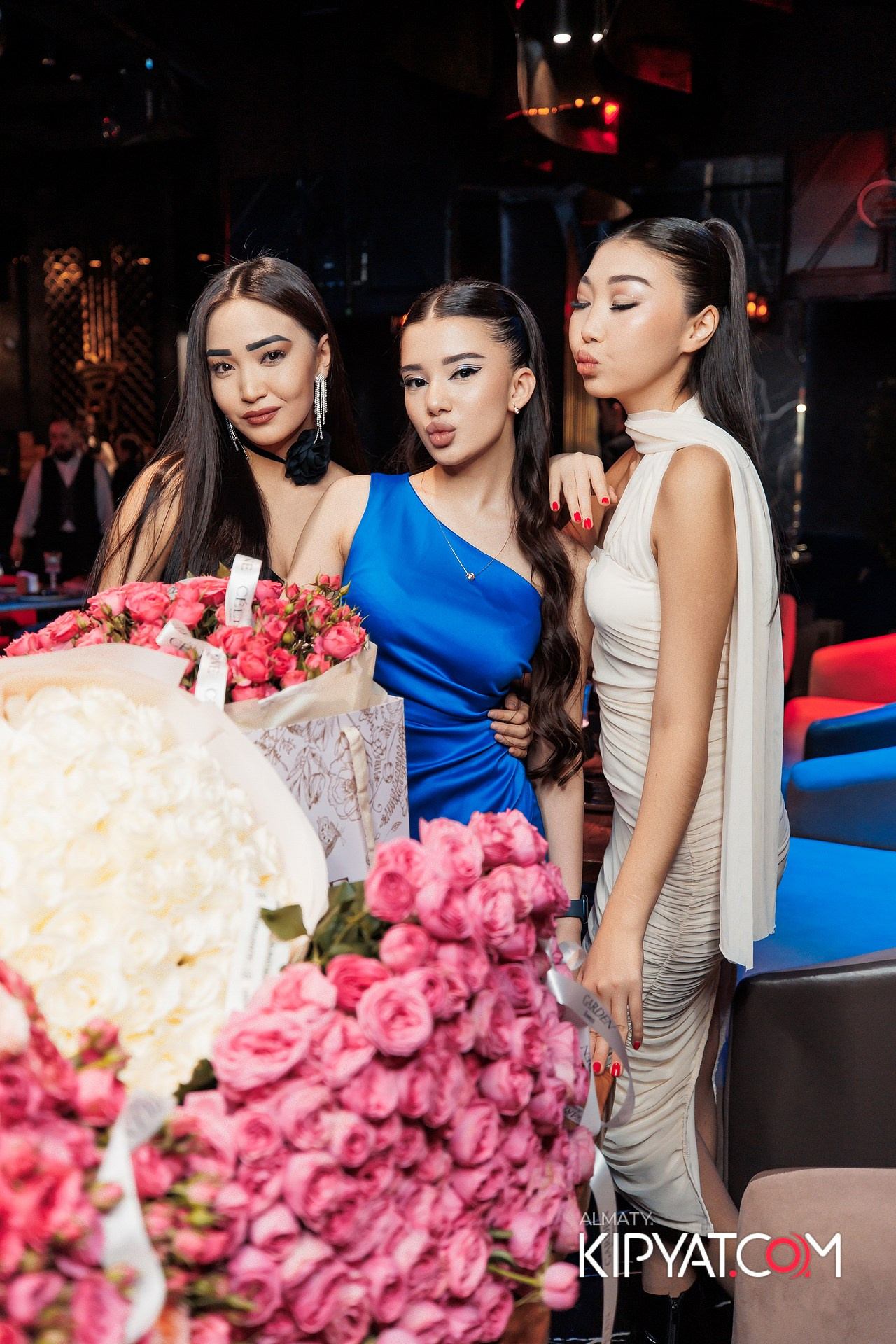 MOOD KARAOKE & TERRACE. КИПЯТКОМ АЛМАТЫ!