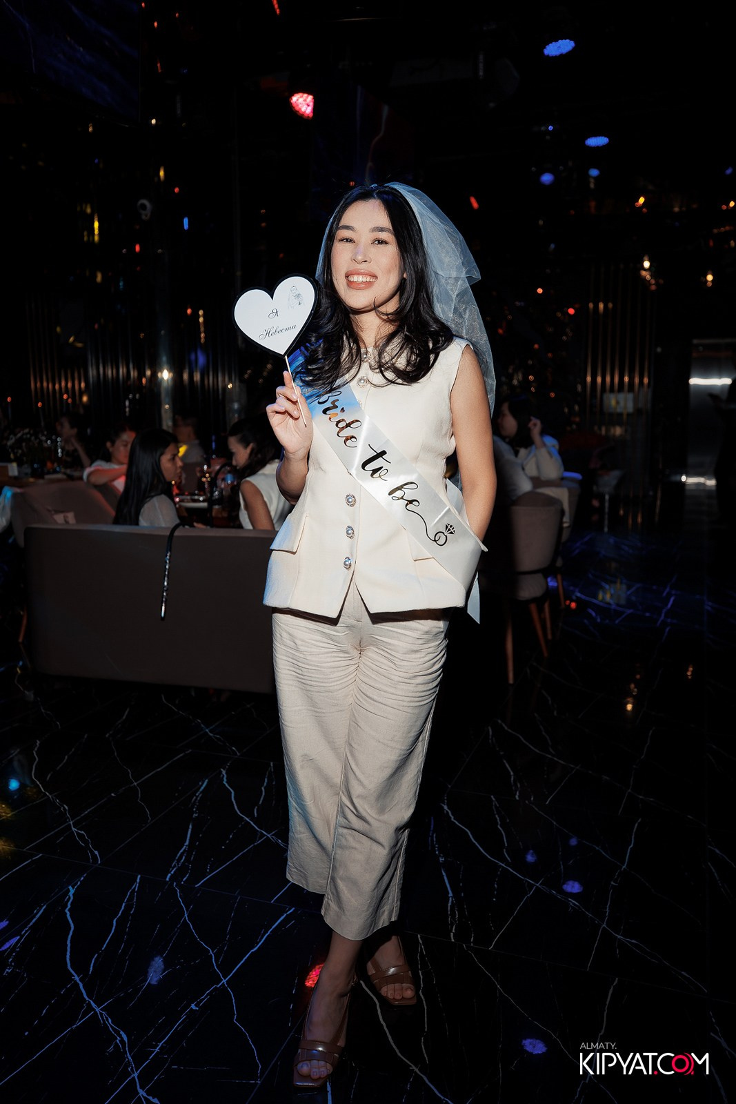 MOOD KARAOKE BAR & TERRACE. КИПЯТКОМ АЛМАТЫ!