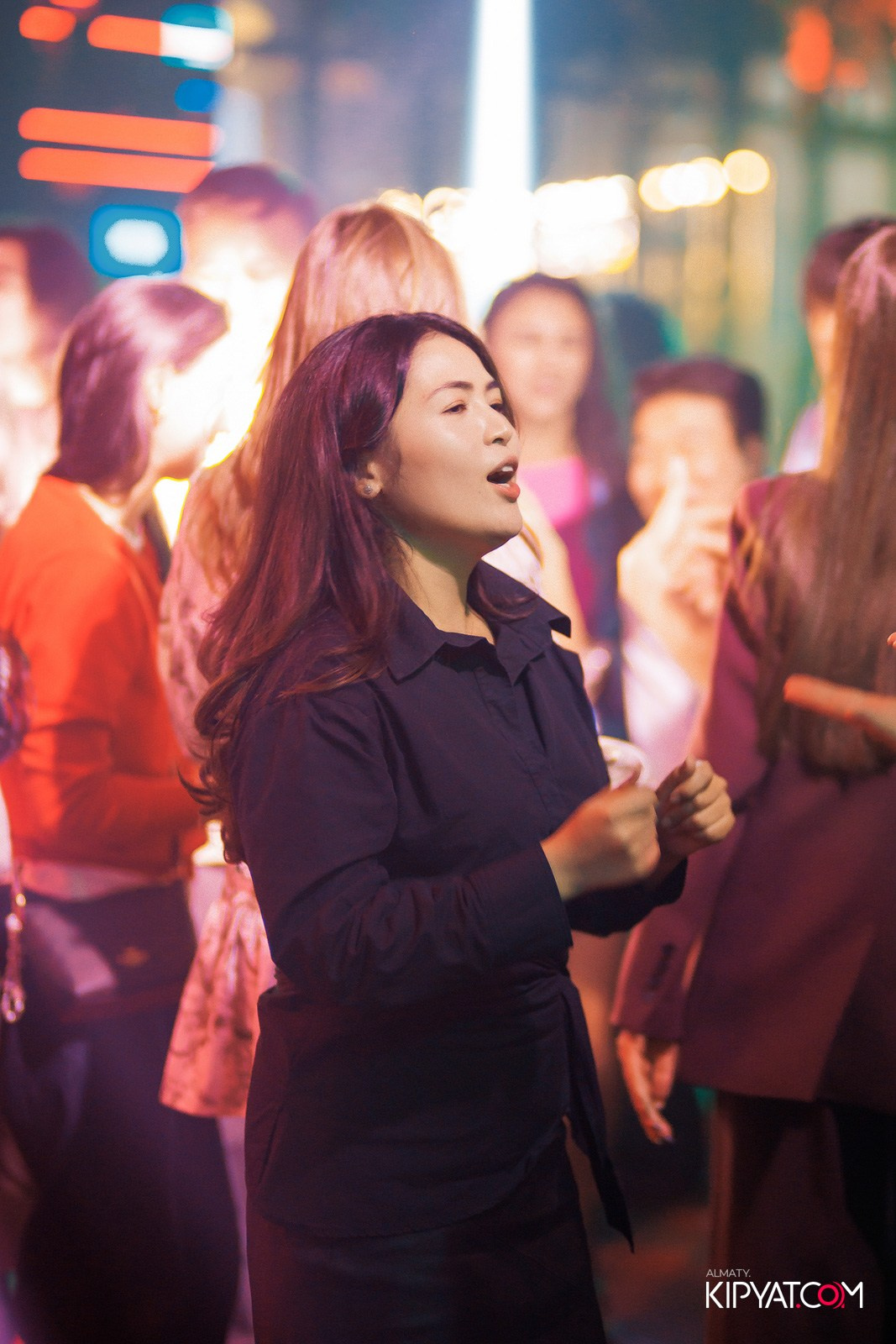 FRIENDS BAR & TERRACE. КИПЯТКОМ АЛМАТЫ!