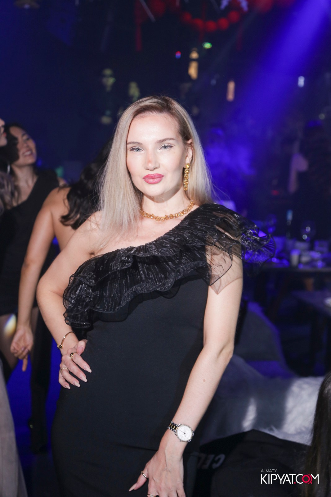 FRIENDS BAR & TERRACE. КИПЯТКОМ АЛМАТЫ! Фотосъемка мероприятий в Алматы