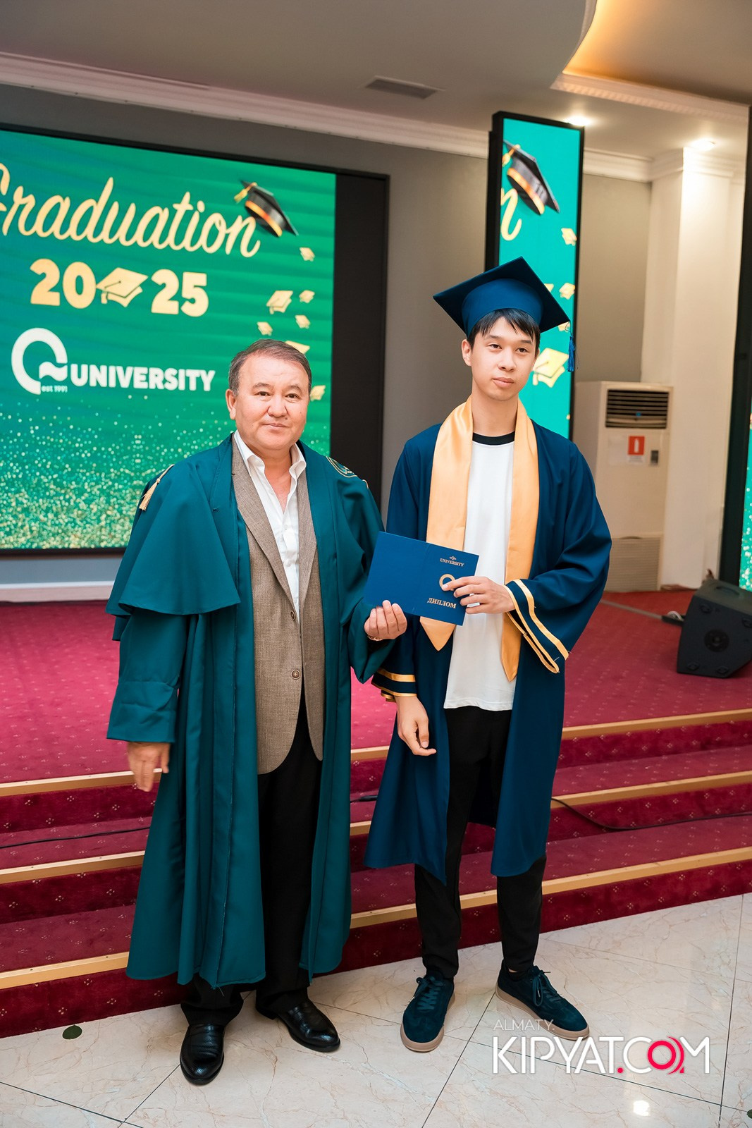 GRADUATION 2025 Q UNIVERSITY. КИПЯТКОМ АЛМАТЫ!
