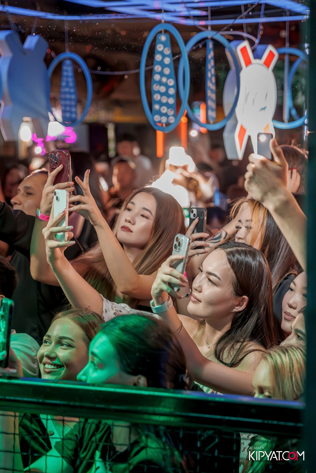 BHB. КИПЯТКОМ АЛМАТЫ!