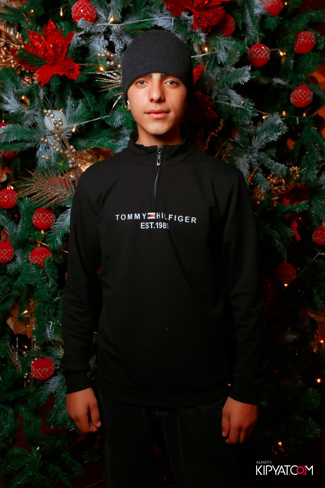 ГРУЗИНСКИЙ ДВОР НА КАБАНБАЙ БАТЫРА. КИПЯТКОМ АЛМАТЫ!