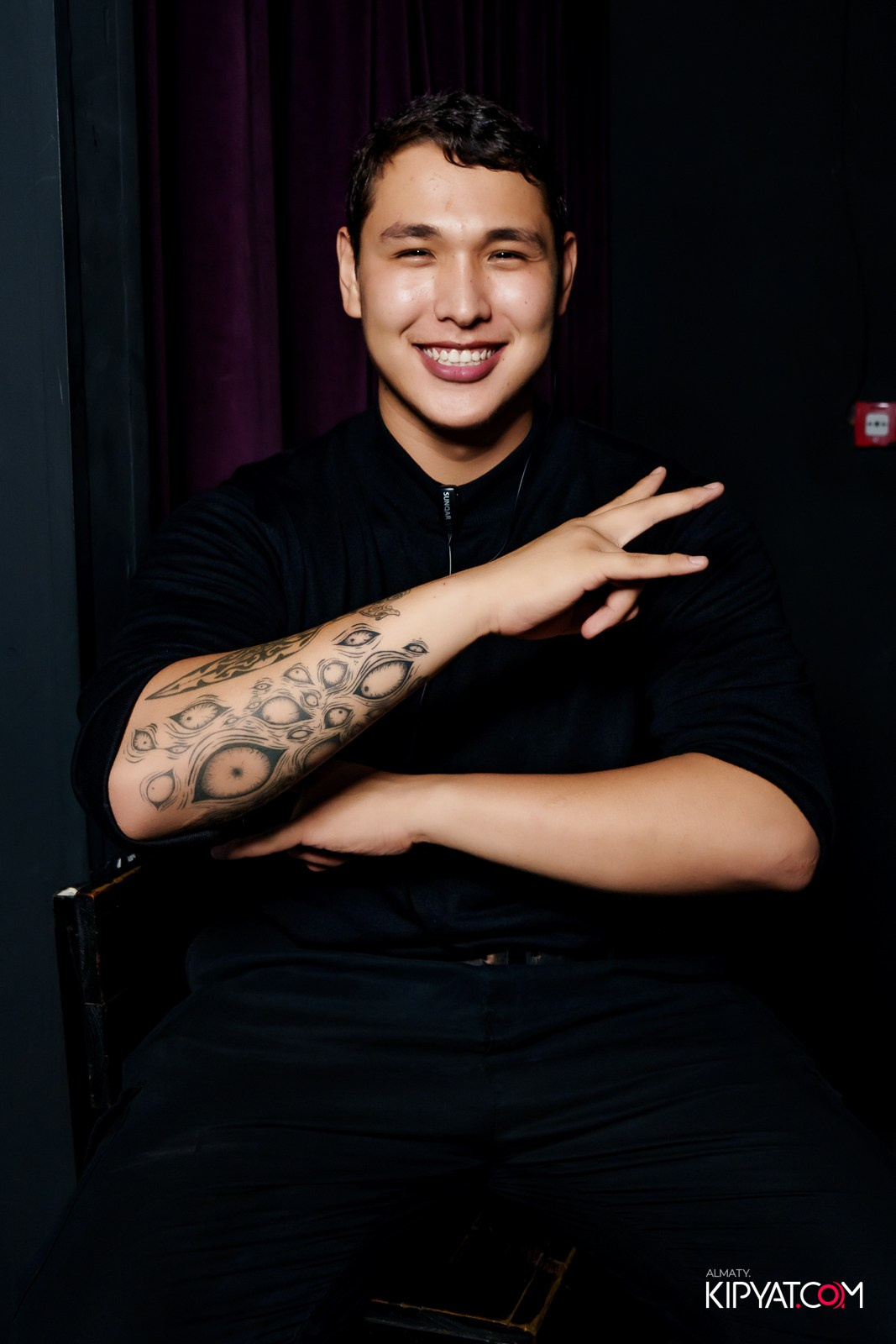 UYAT EMES BAR. КИПЯТКОМ АЛМАТЫ!