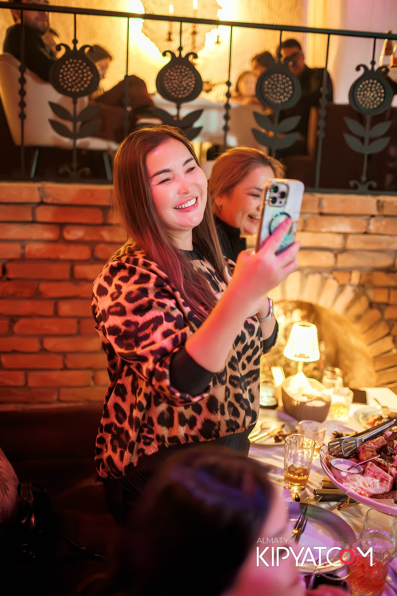 QUEST PISTOLS В РЕСТОРАНЕ NINO. КИПЯТКОМ АЛМАТЫ!