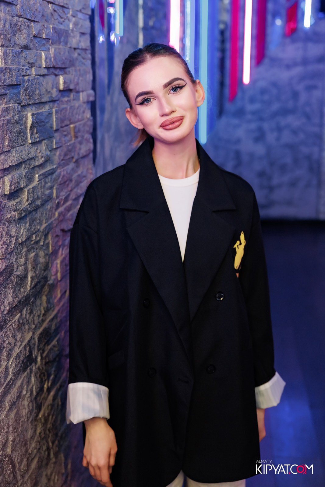 УХО И МЕДВЕДЬ НА ГАГАРИНА. КИПЯТКОМ АЛМАТЫ!