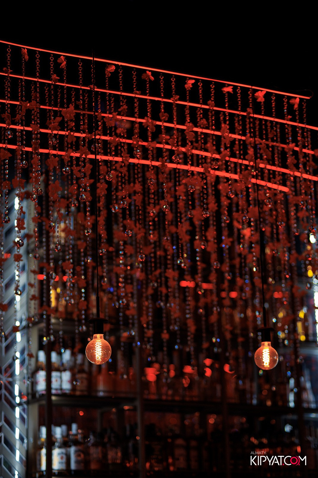 FRIENDS BAR & TERRACE. КИПЯТКОМ АЛМАТЫ!