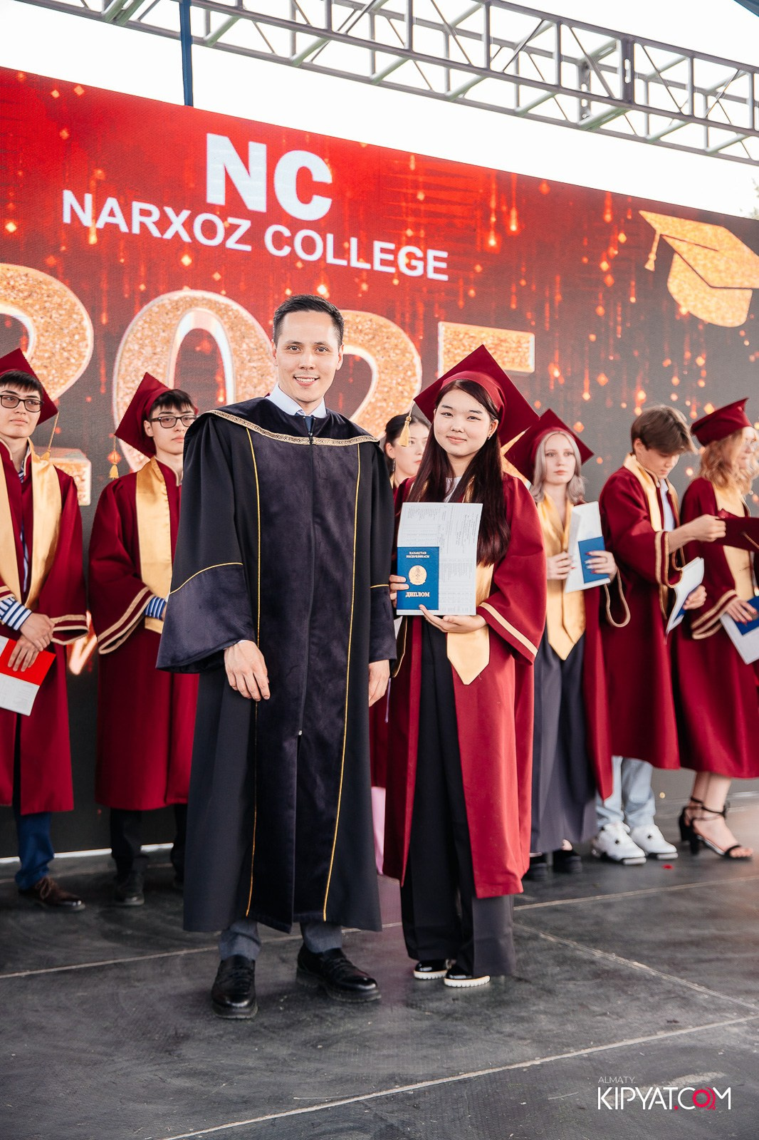 ВРУЧЕНИЕ ДИПЛОМОВ — НАРХОЗ КОЛЛЕДЖ. Part 3. КИПЯТКОМ АЛМАТЫ!