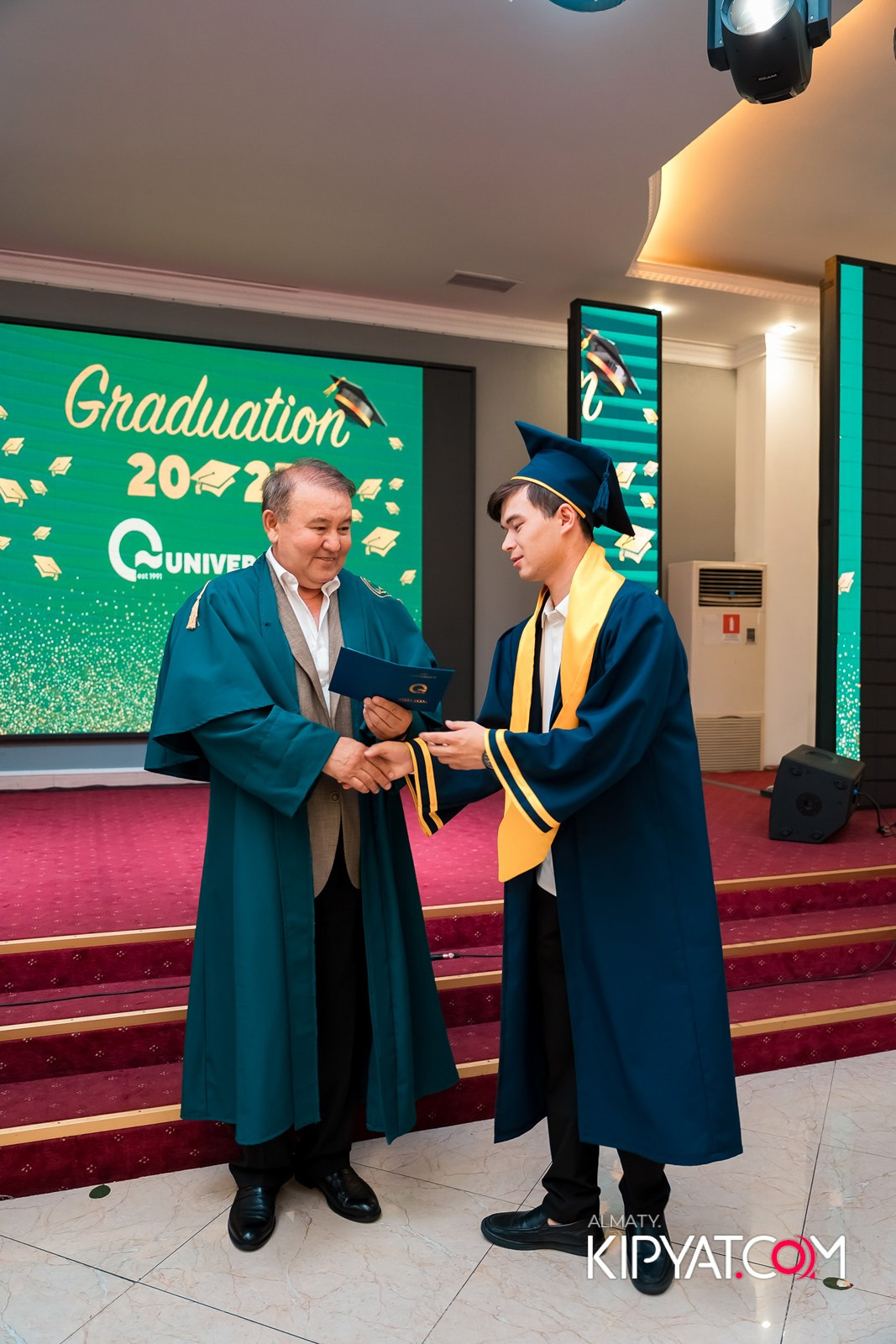 GRADUATION 2025 Q UNIVERSITY. КИПЯТКОМ АЛМАТЫ!