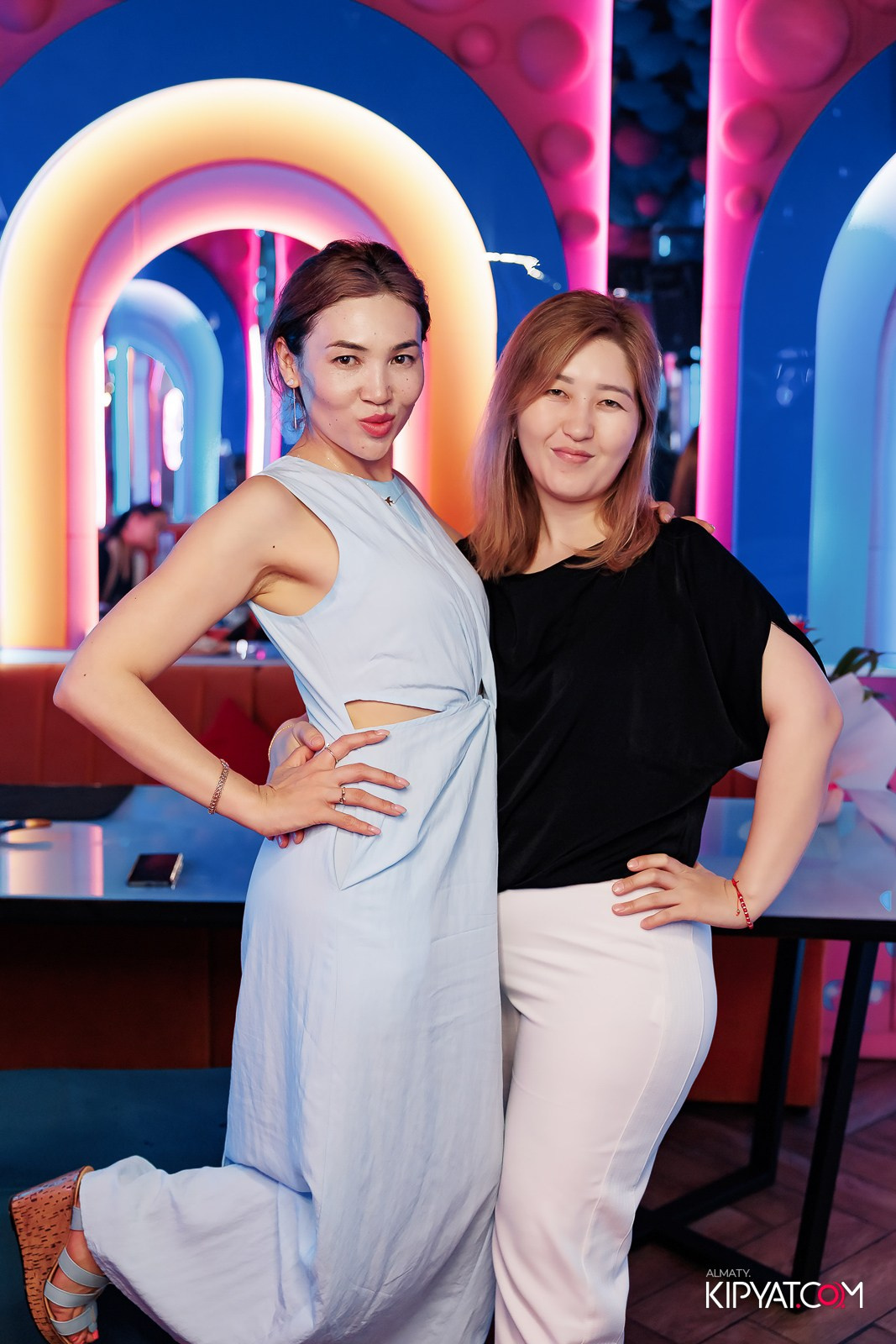 ЗАЯ, НА БИС. КИПЯТКОМ АЛМАТЫ!