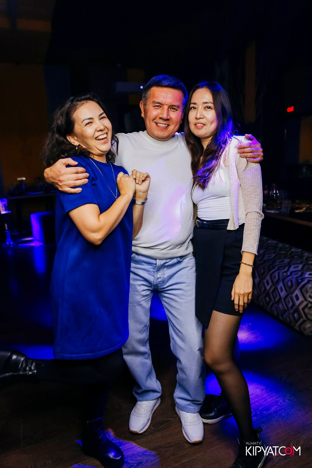 УХО И МЕДВЕДЬ НА ГАГАРИНА. КИПЯТКОМ АЛМАТЫ!