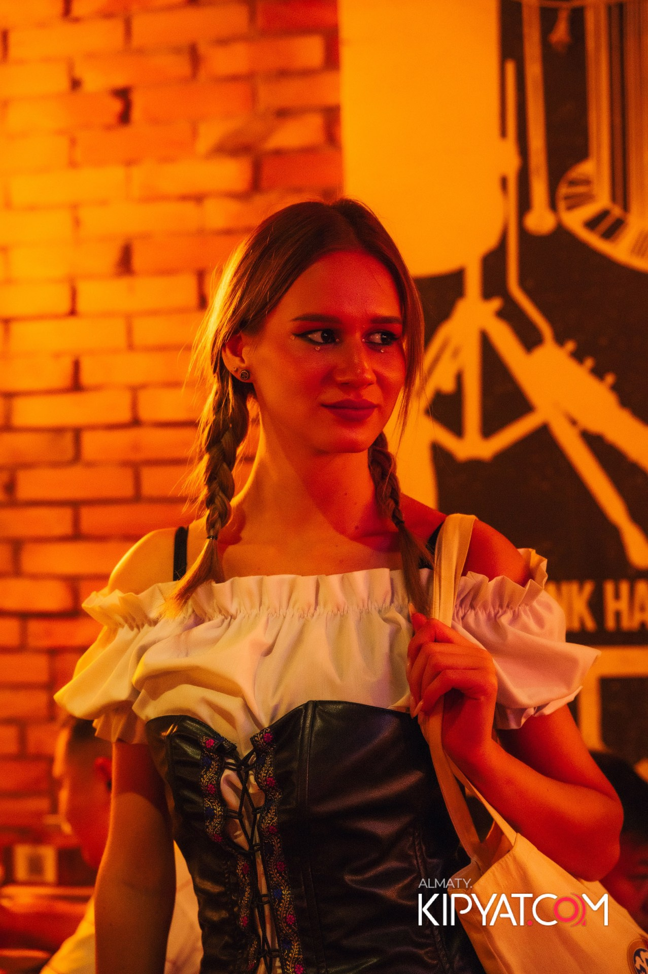 ПИНТА НА АЛТЫНСАРИНА. КИПЯТКОМ АЛМАТЫ!