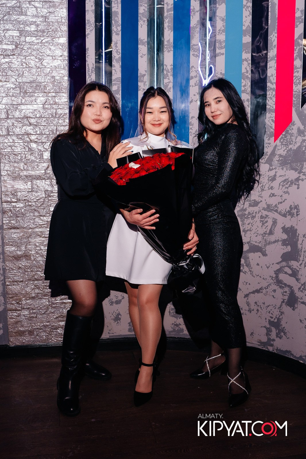 УХО И МЕДВЕДЬ НА ГАГАРИНА. КИПЯТКОМ АЛМАТЫ!