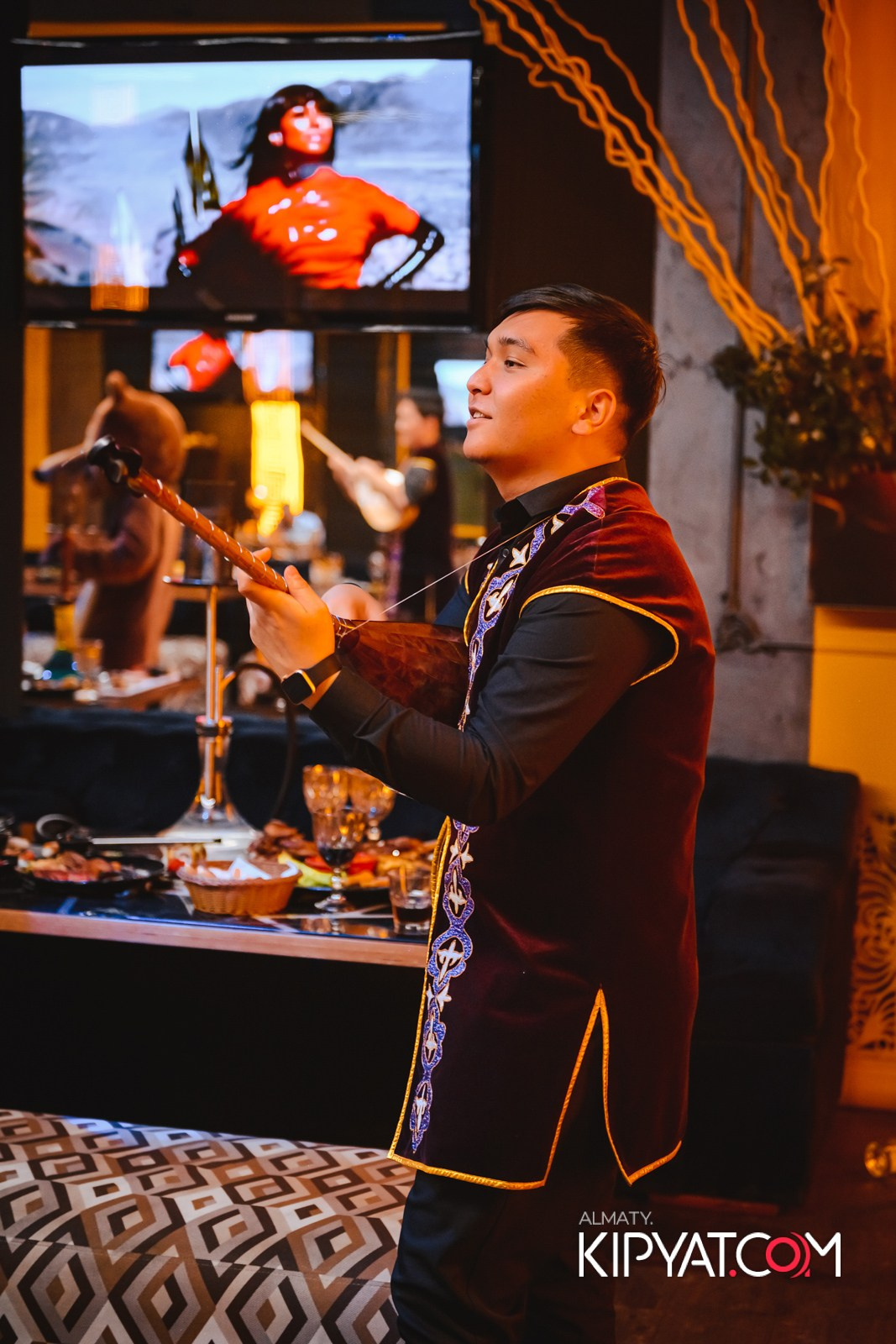 УХО И МЕДВЕДЬ НА ГАГАРИНА. КИПЯТКОМ АЛМАТЫ!