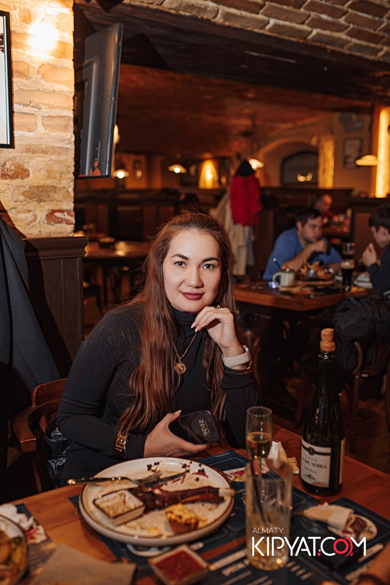 БОЧОНОК НА ЖАНДОСОВА. КИПЯТКОМ АЛМАТЫ!