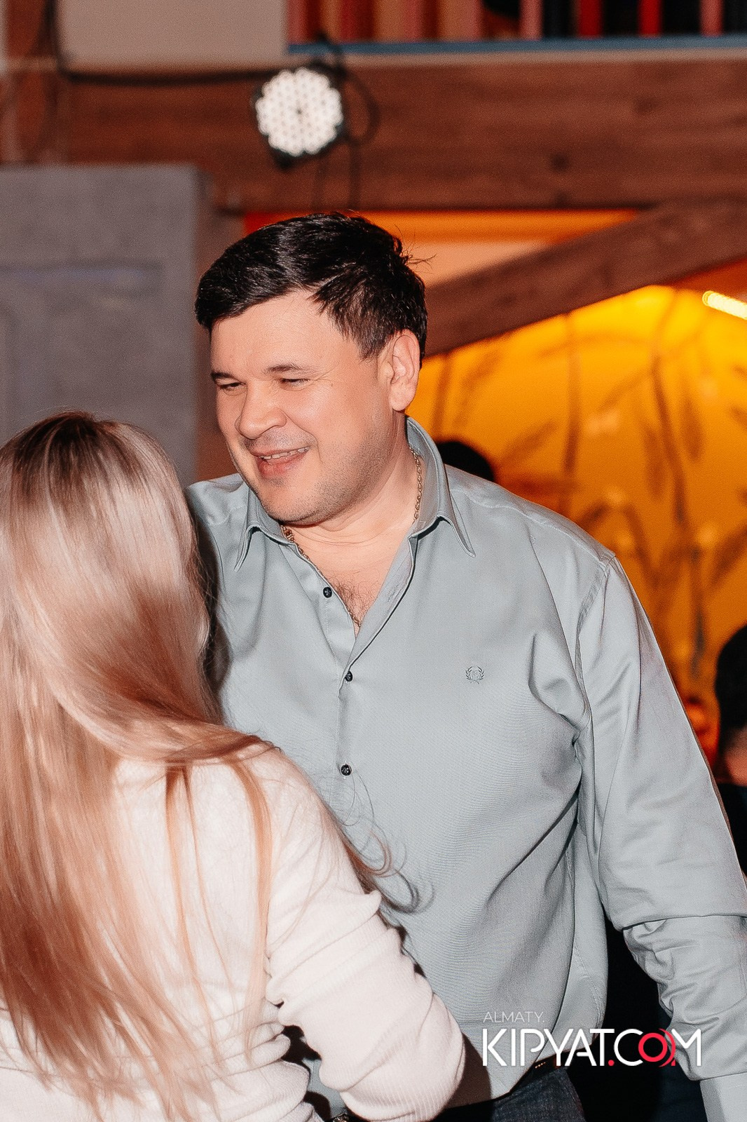 ГРУЗИНСКИЙ ДВОР НА КАБАНБАЙ БАТЫРА. КИПЯТКОМ АЛМАТЫ!