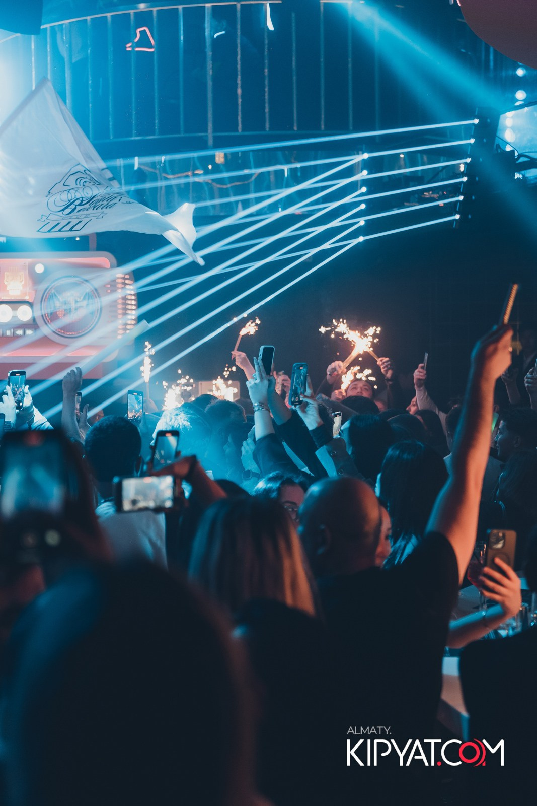 SANTA BARBARA — ВЫСТУПЛЕНИЕ ОЛЬГИ СЕРЯБКИНОЙ. КИПЯТКОМ АЛМАТЫ!