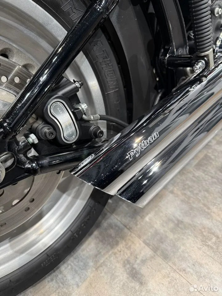 Купить Harley-Davidson Fat Boy (Red Hot Sunglo) (Softail/Dyna) — подробнее на сайте. Hello Davidson, Москва. Только хорошие мотоциклы…