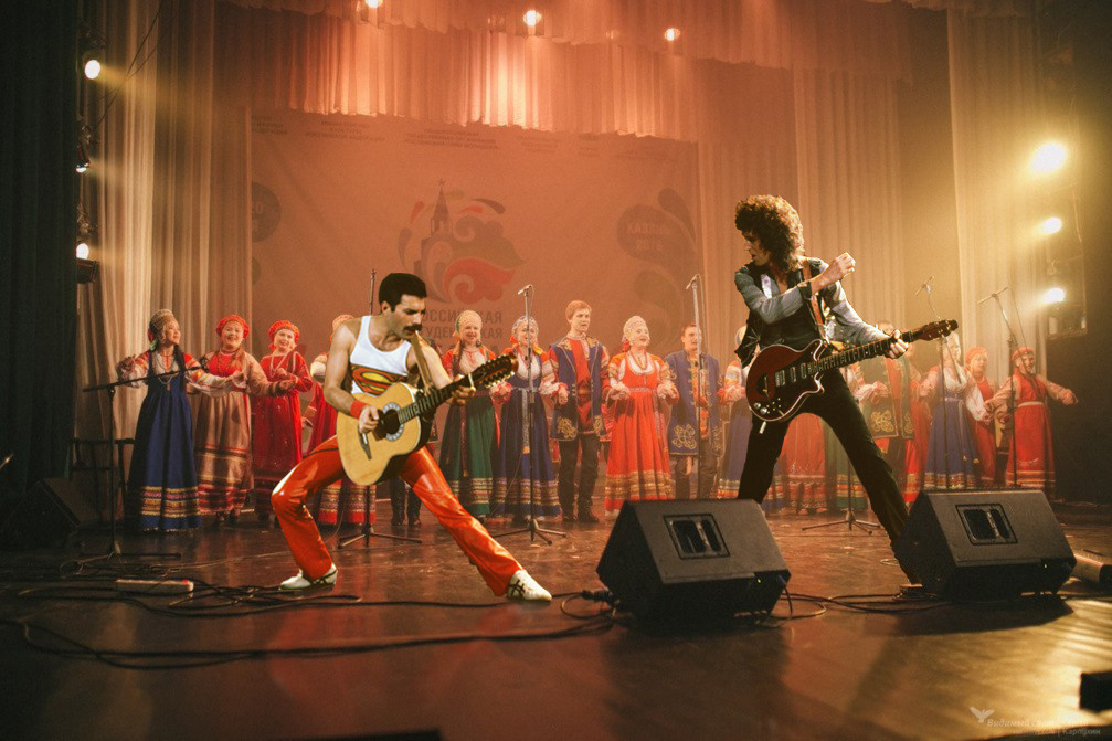 Фотожаба. Фотограф Эдуард Алмадаков