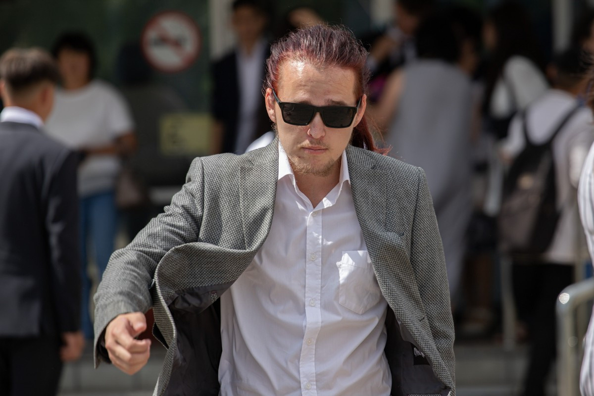 № 5. Фотограф Эдуард Алмадаков