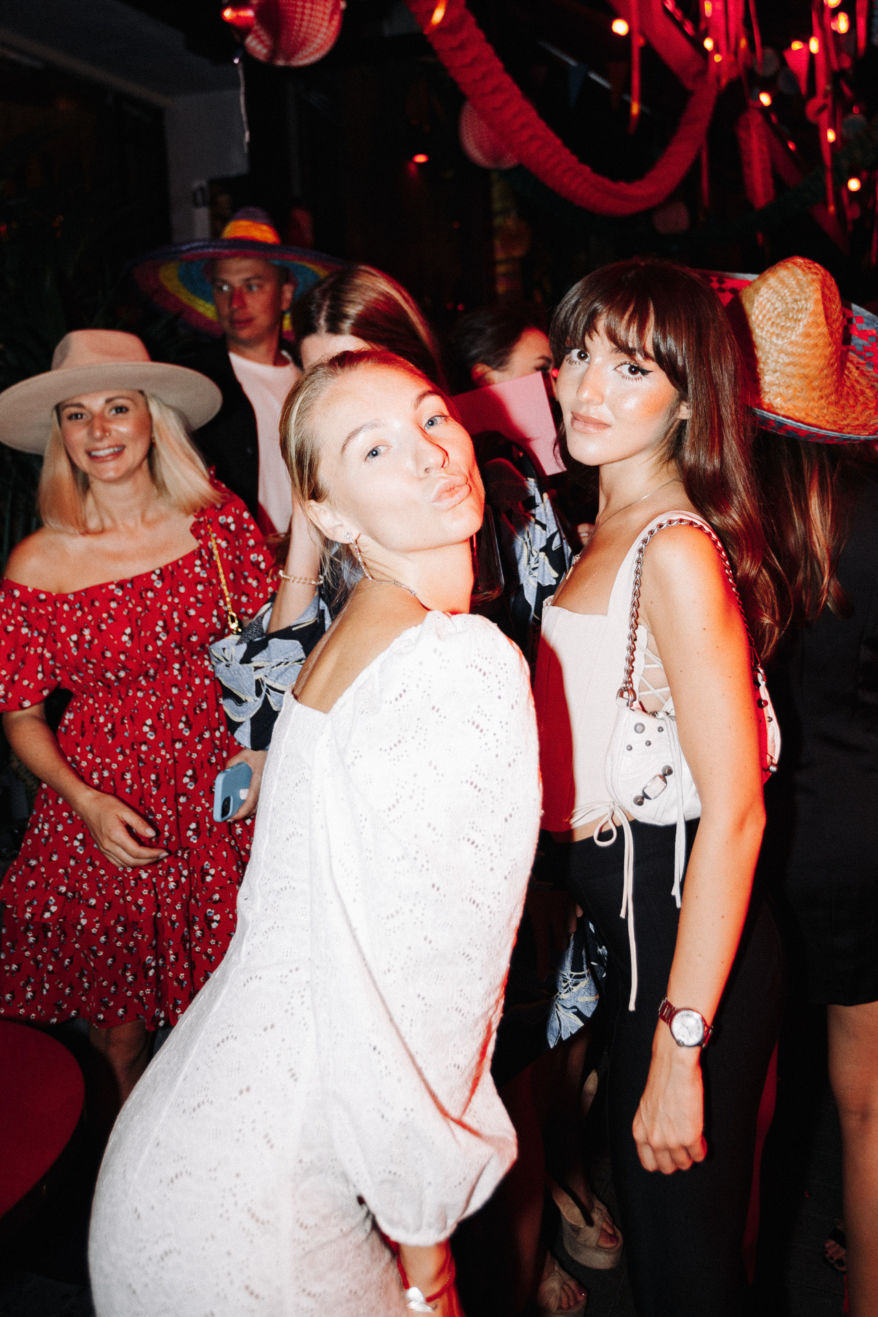 День рождения Ателье tapas&bar. Свадебный и семейный фотограф Ярослав Фущич