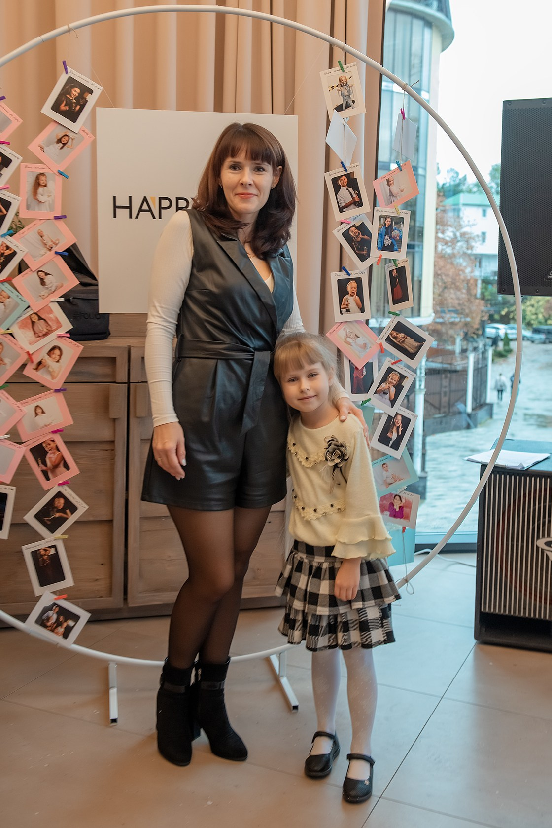 HAPPYkids дефиле в день мамы. Семейный и коммерческий фотограф в Сочи Александр Бодунов