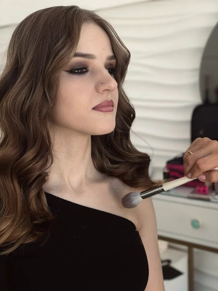 Причёски/ макияж. Свадебный стилист-визажист