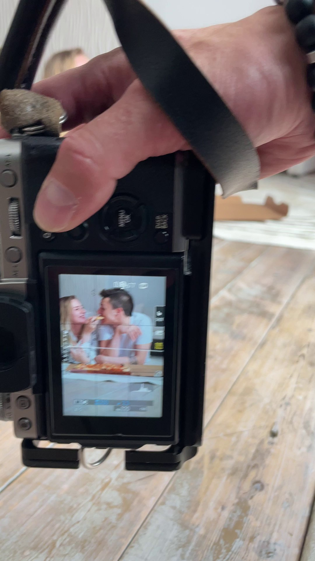 Рилс | видео. Свадебный фотограф Денис Ожигин в Краснодаре и крае. Эмоциональная и стильная съемка вашего дня