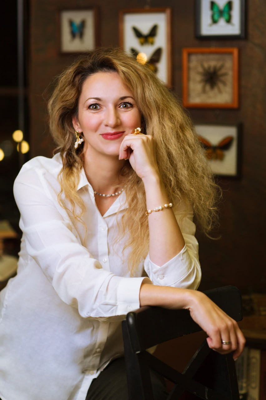 Виолетта. Контент для публикации в журнале. Ирина Загоскина — портретные фотосессии в Москве