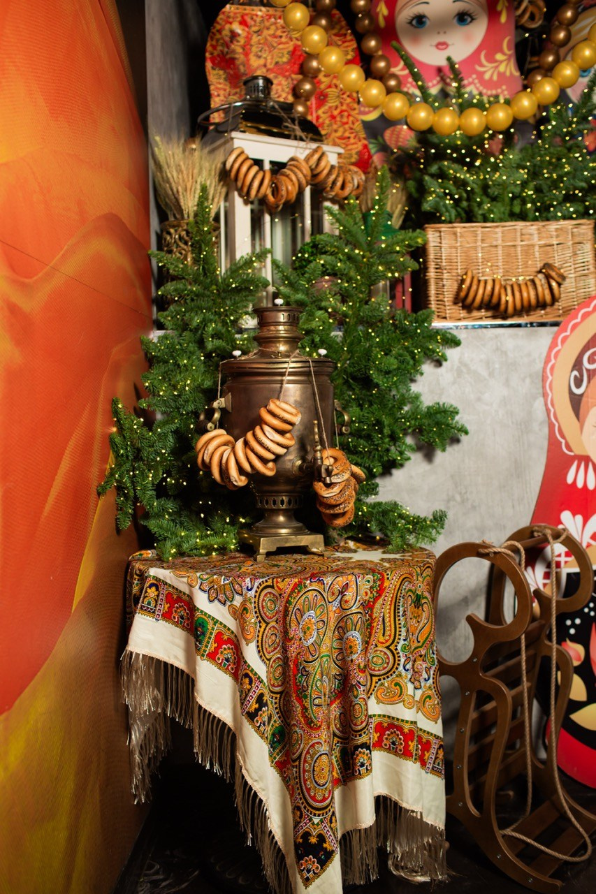 LЮSTRA bar 10.12.2025. Московская кавер-группа BankBand