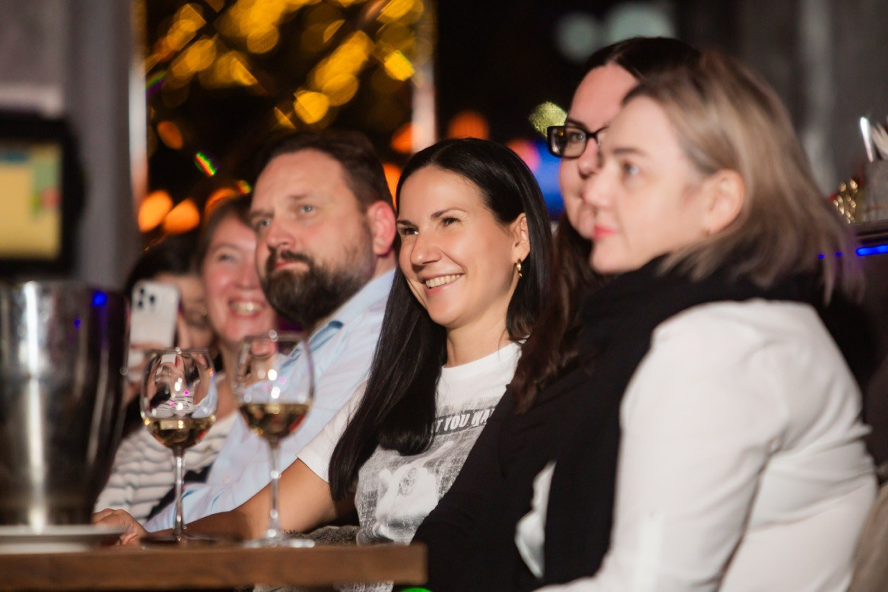 LЮSTRA bar 10.12.2025. Московская кавер-группа BankBand