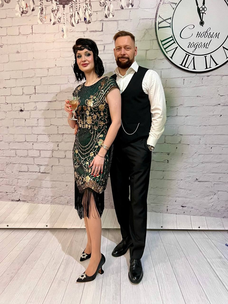 Тематические вечеринки с ведущей Мариной Гребенниковой. Организатор праздников. Ведущая Марина Гребенникова