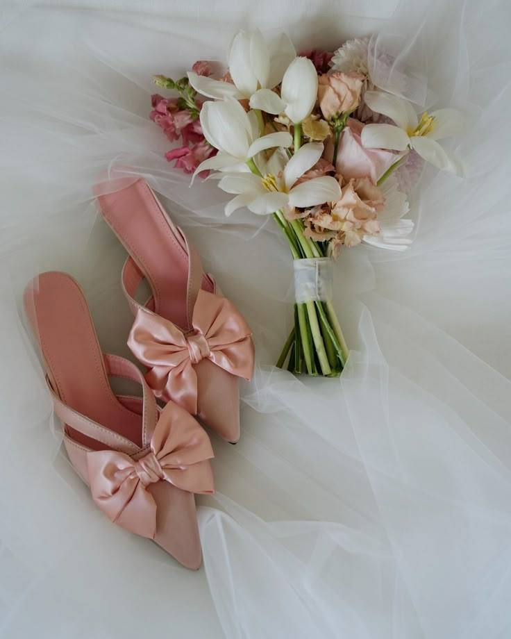 Образ невесты. Платье, макияж и укладка. Валеева Виктория | Свадебный фотограф в Ростове-на-Дону и Москве