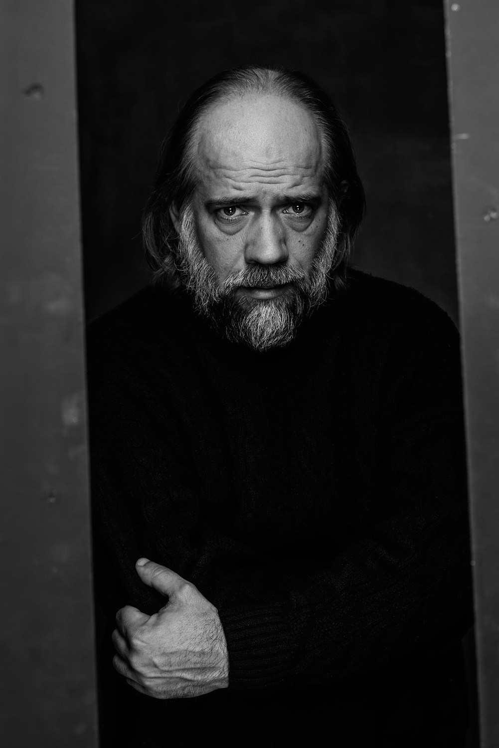 U-ray: Художественный чёрно-белый портрет. U-ray