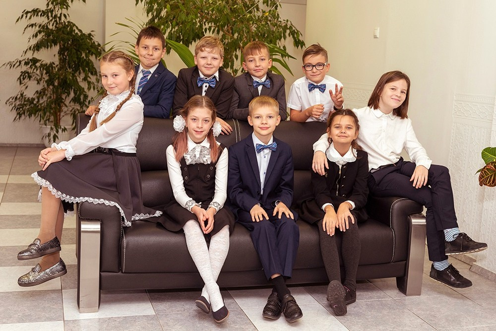 В школе. Выпускные альбомы СПБ. Фотограф в Садик и Школу