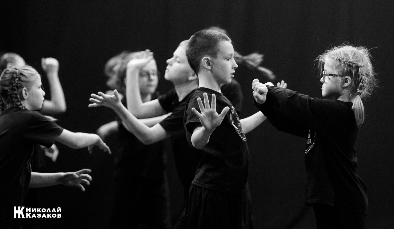 СТУДИЯ «ЧЕЛОВЕК». Николай Казаков. Профессиональный фотограф. Преподаватель фотографии