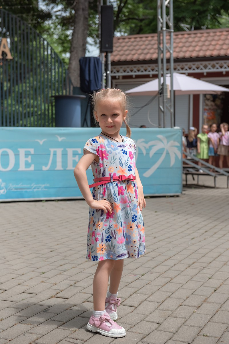 Парк Ривьера дефиле HAPPYkids. Семейный и коммерческий фотограф в Сочи Александр Бодунов