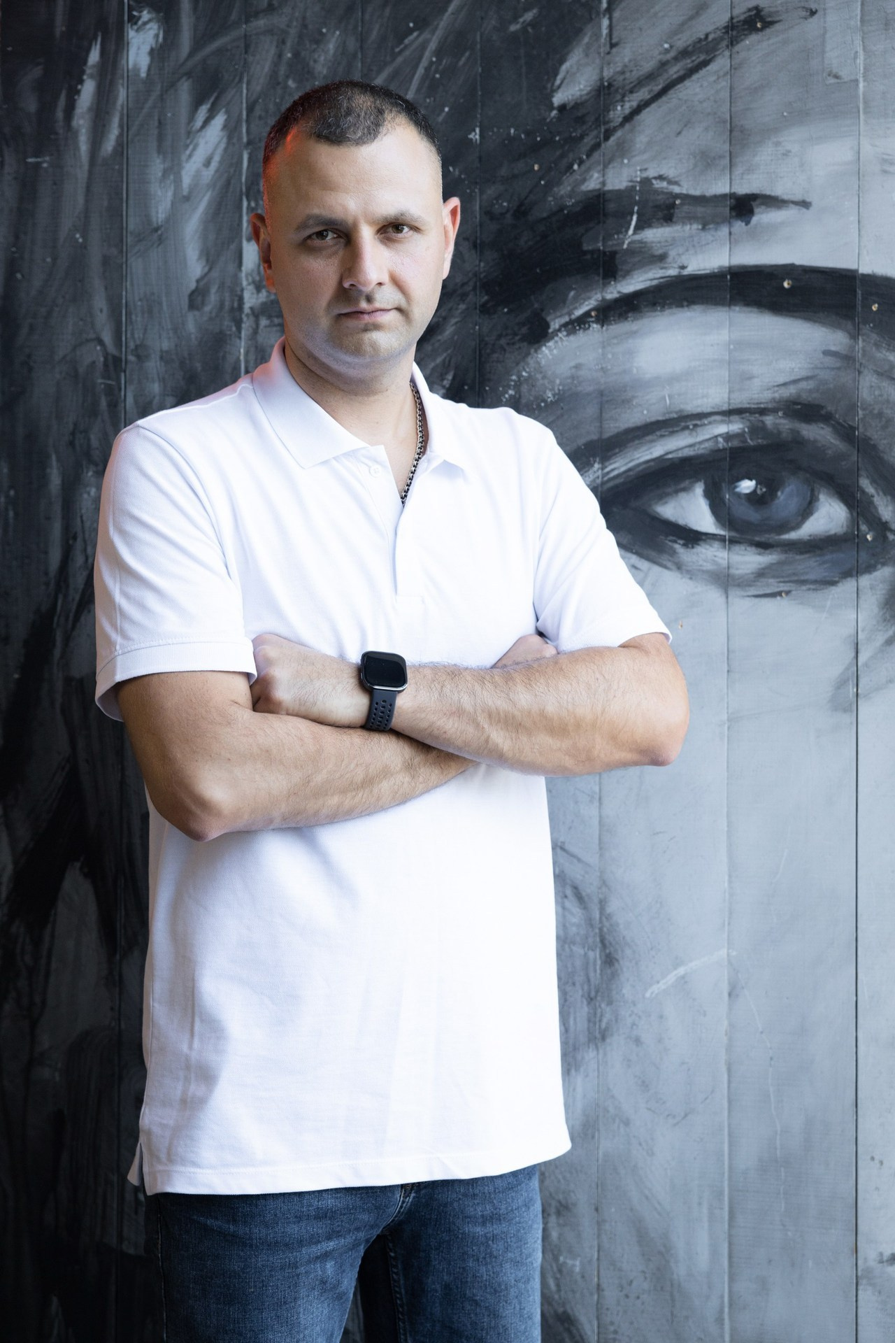 Мужская портретная съемка в зале. Фотограф Лабутина Александра. Портретный и репортажный фотограф из Нижнего Новгорода Александра Лабутина