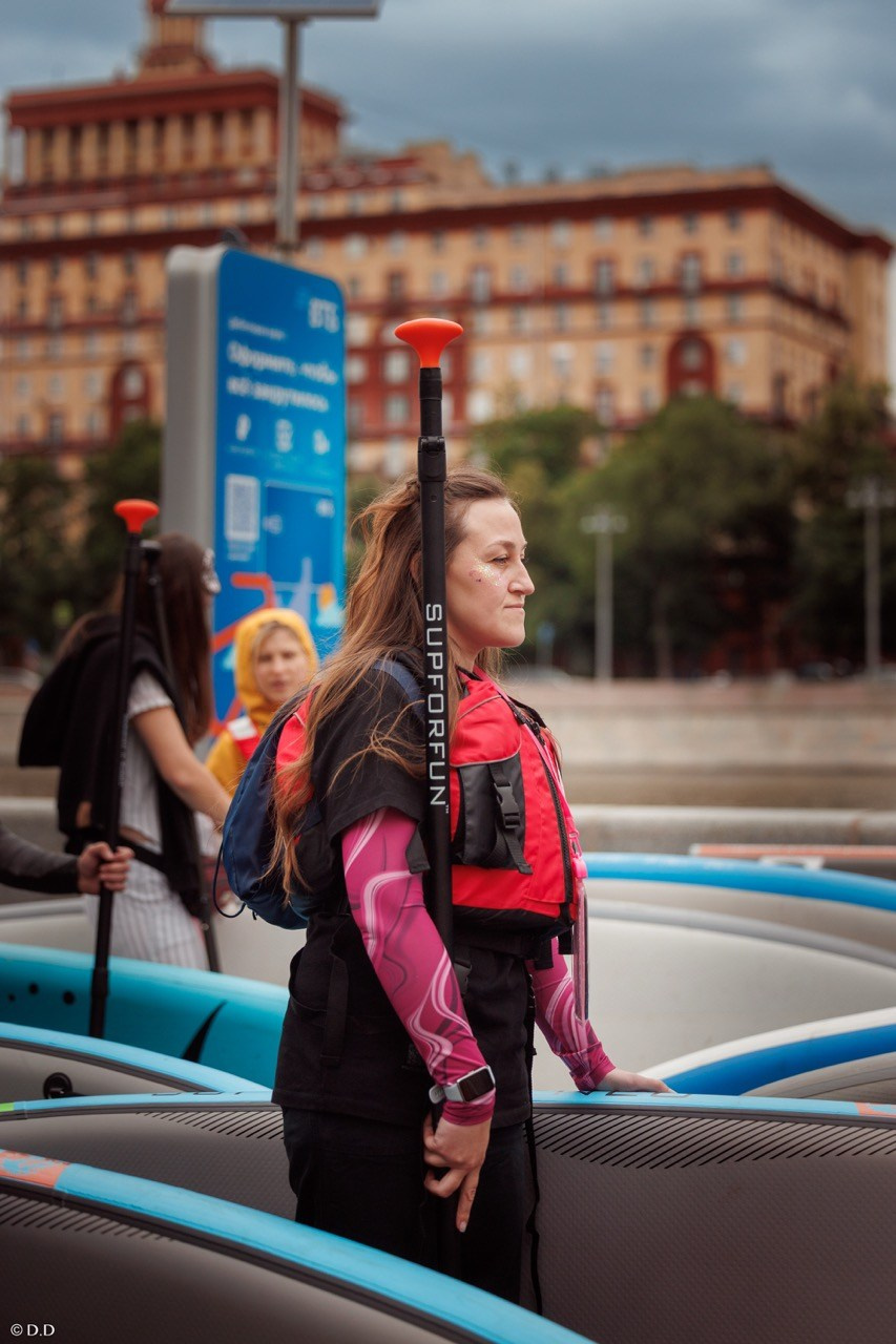 SUP- карнавал на реке Яуза 2025. Различные мероприятия и просто фотографии людей