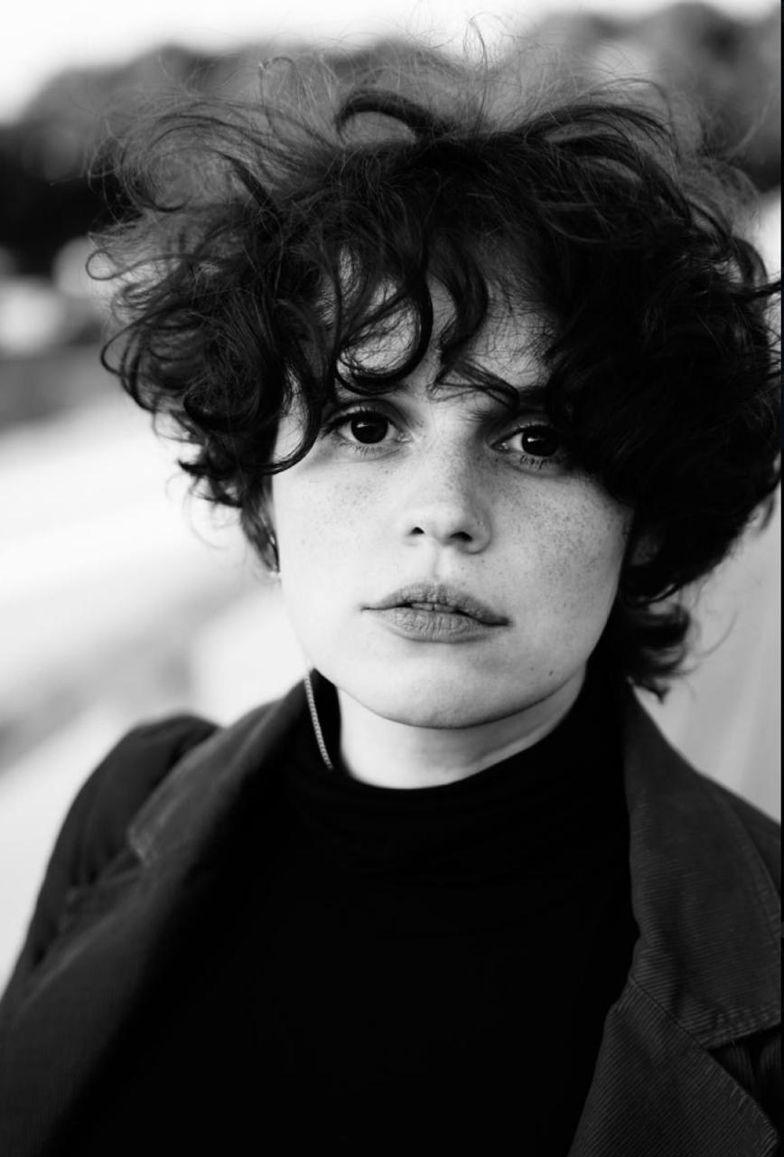 Позирую. Главная