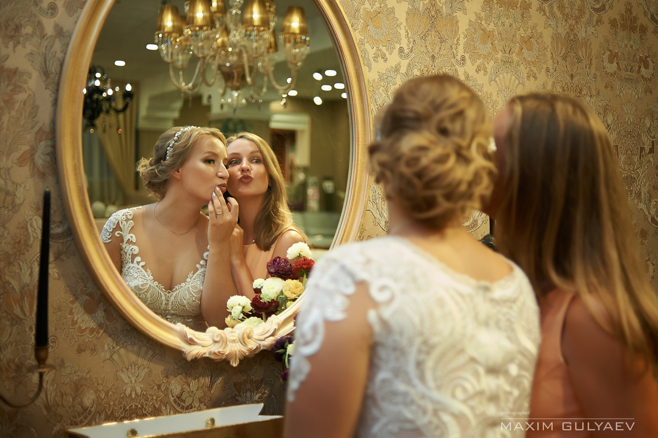 Свадебная фотосессия в мебельном салоне Calipso