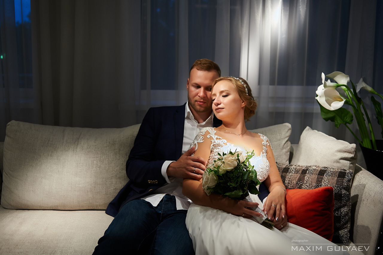 Свадебная фотосессия в мебельном салоне Calipso