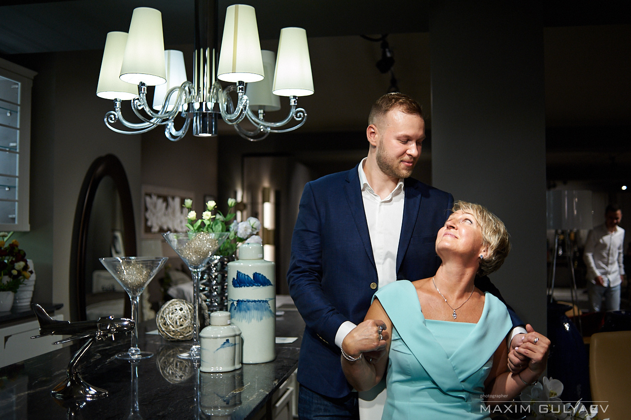 Свадебная фотосессия в мебельном салоне Calipso