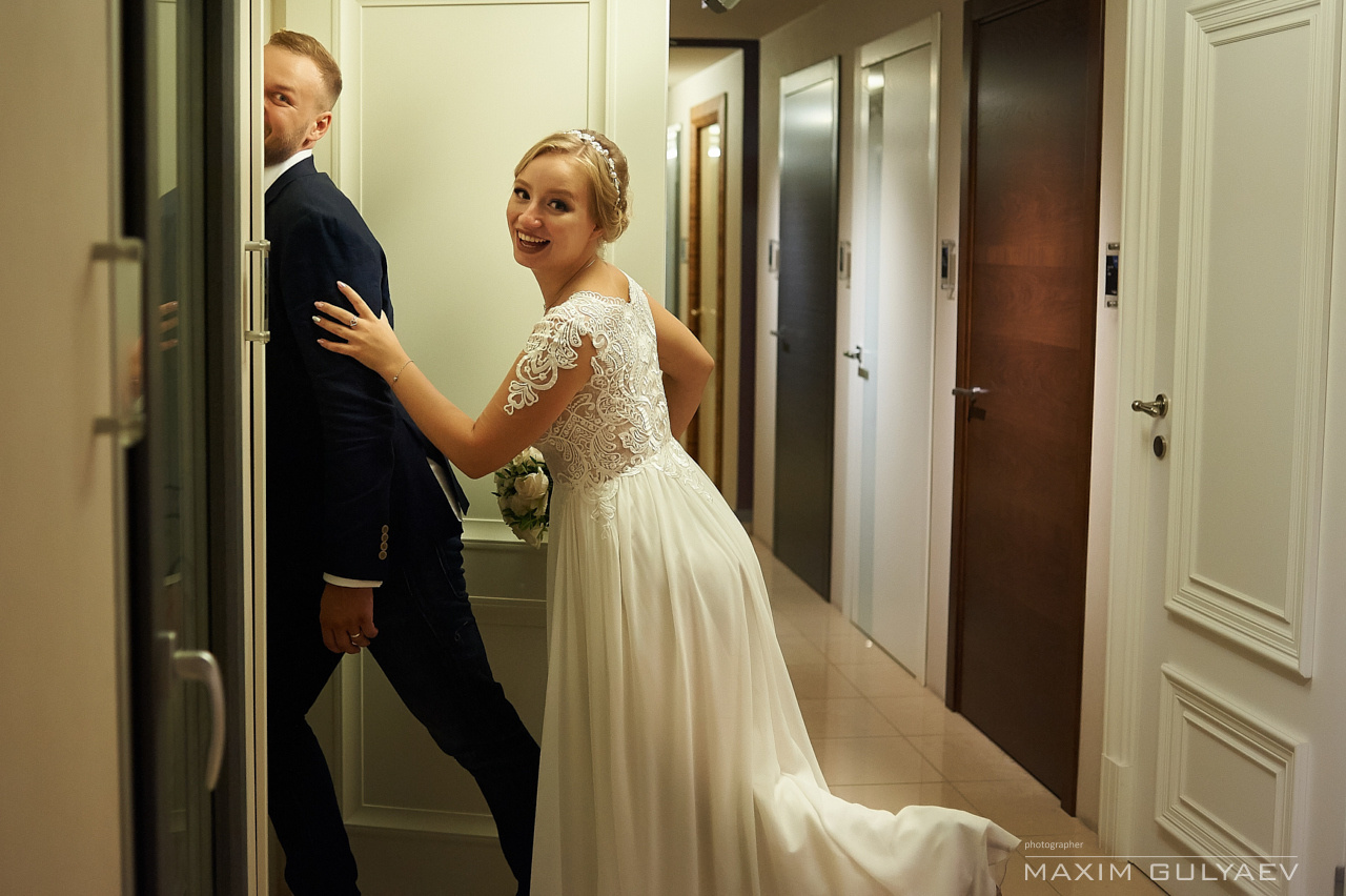 Свадебная фотосессия в мебельном салоне Calipso