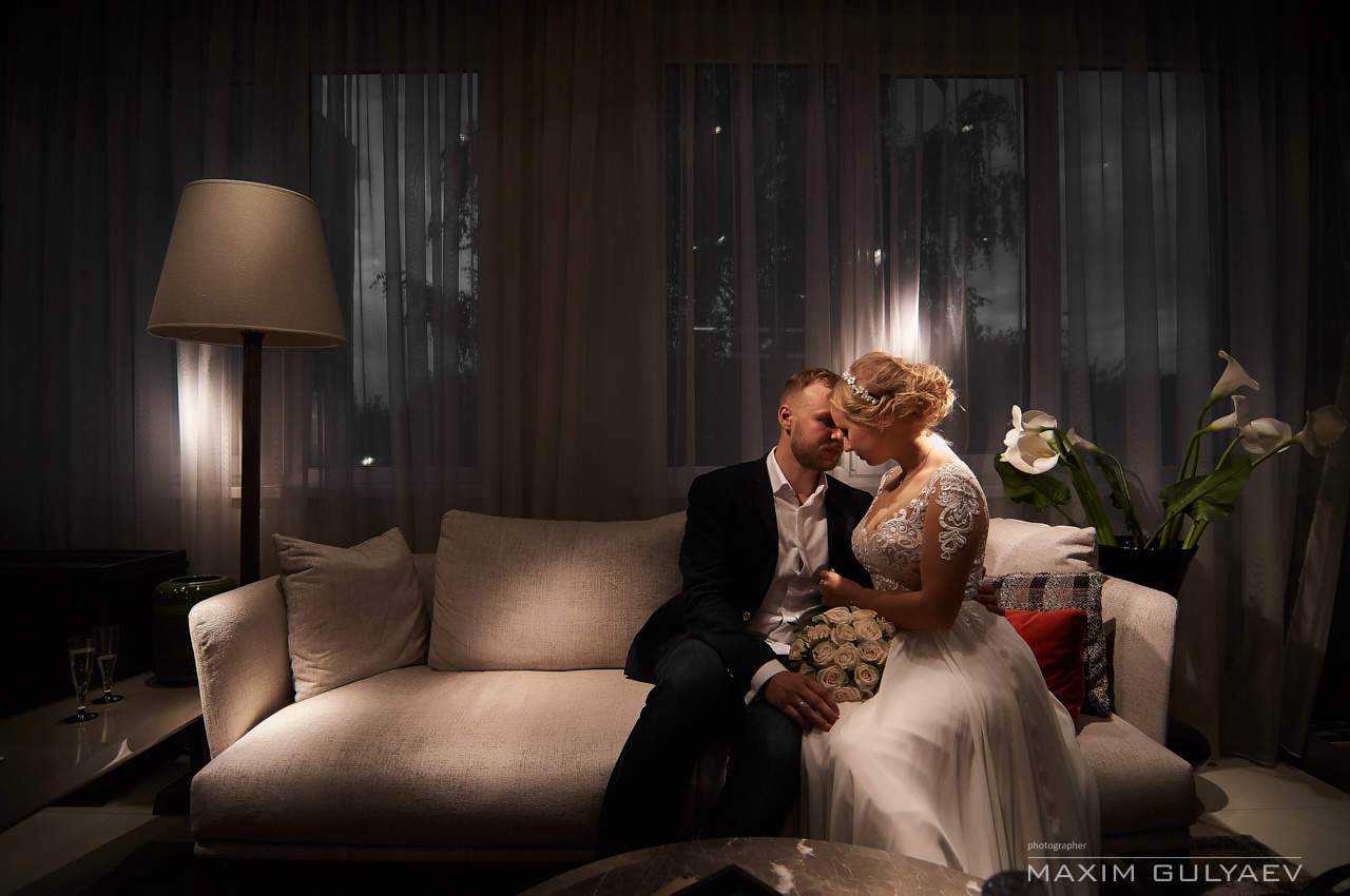 Свадебная фотосессия в мебельном салоне Calipso