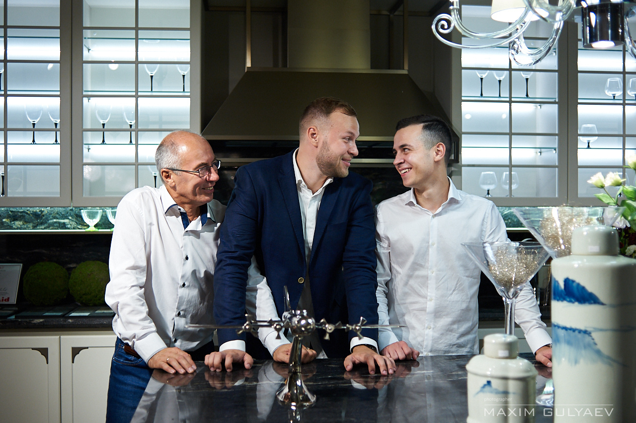 Свадебная фотосессия в мебельном салоне Calipso