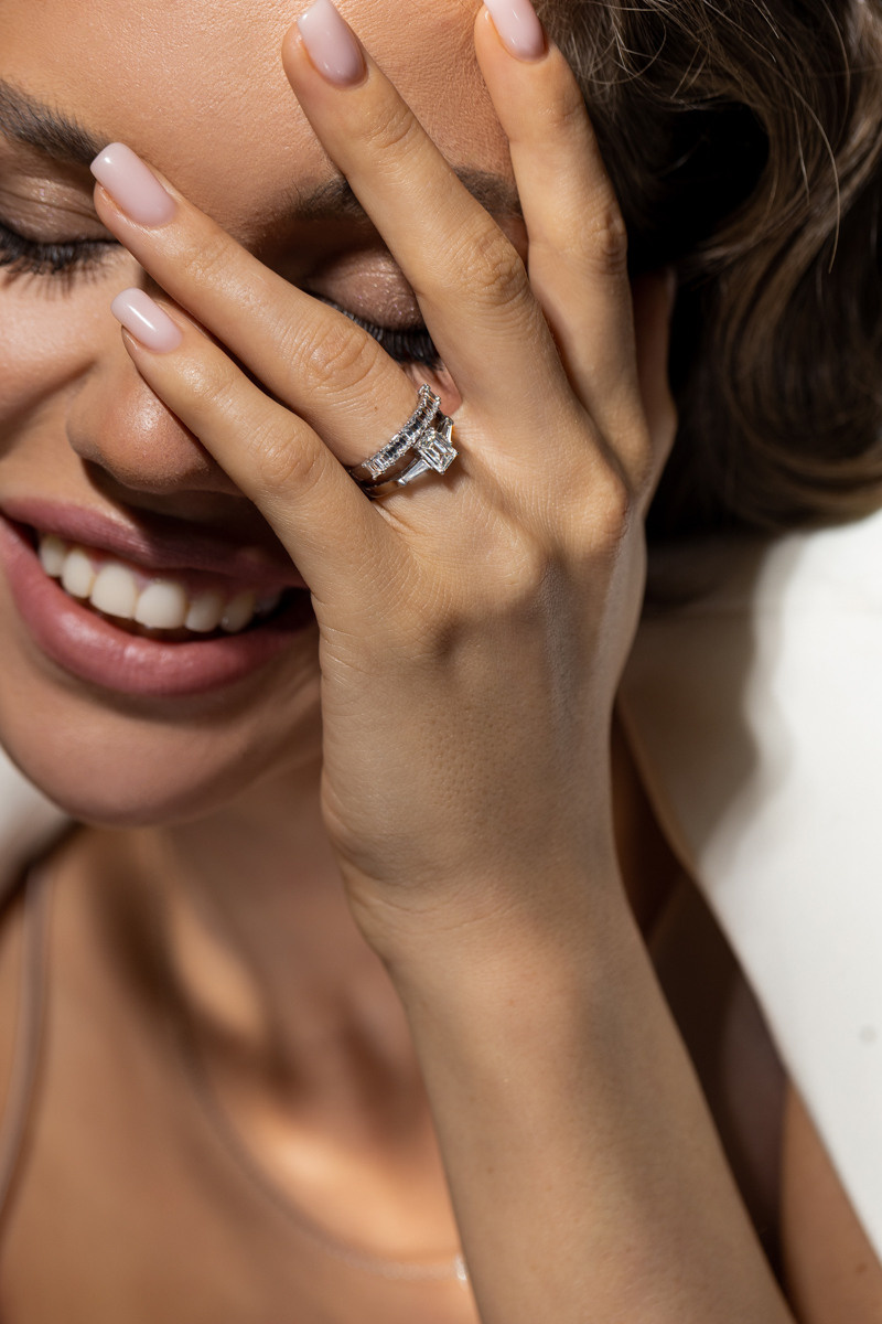 Photoshoot for jewelry. Контент фотограф для личного бренда